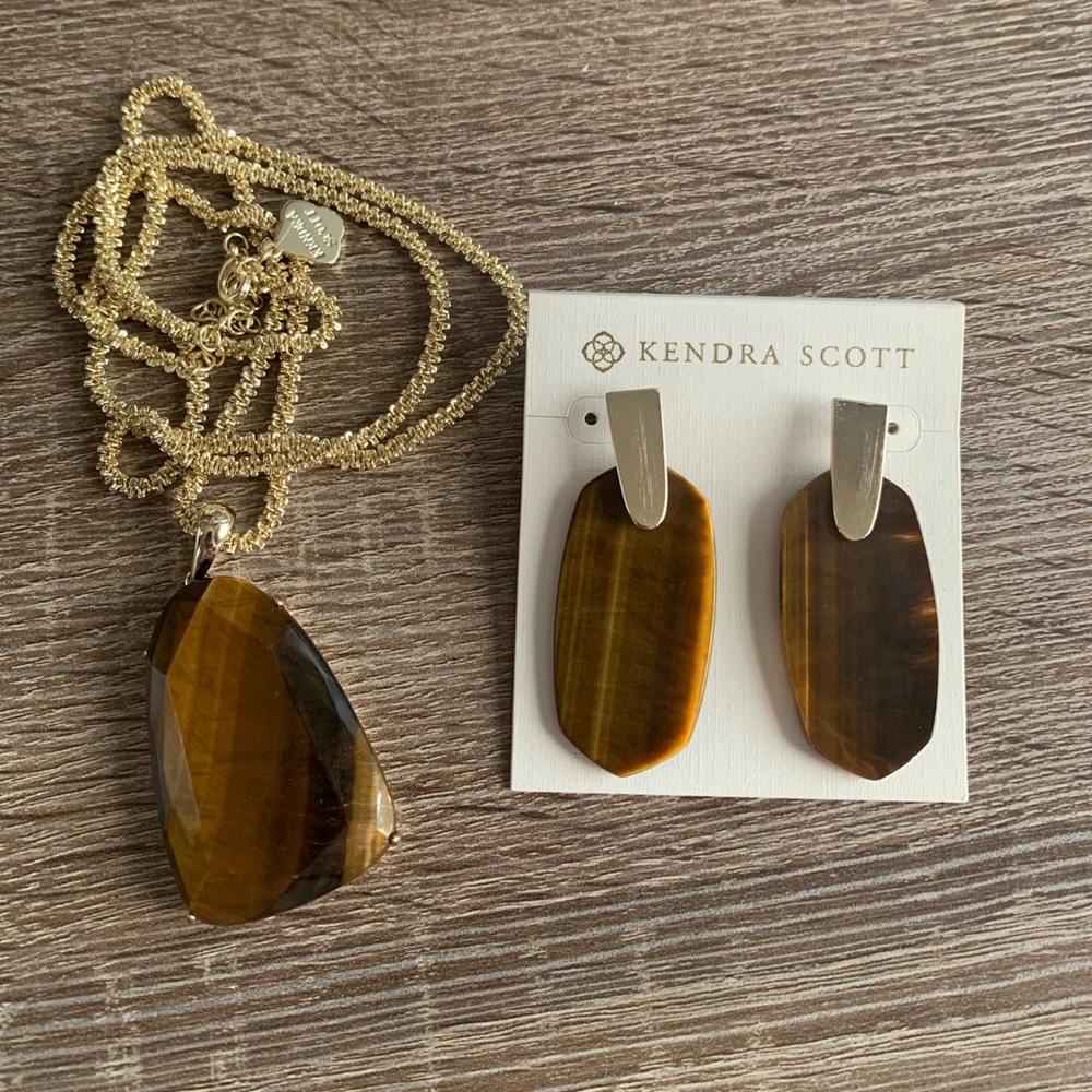 Kendra Scott Sandra and Aragon